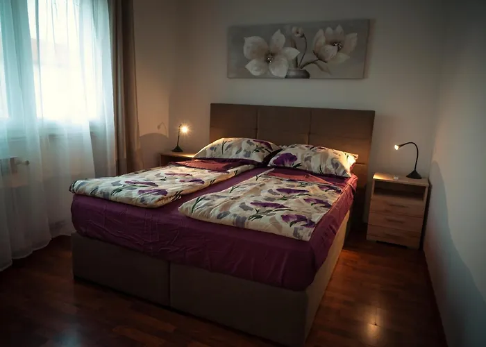 Mia Apartman *