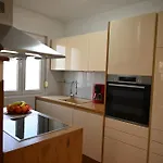 Apartman Mia *