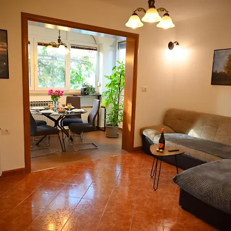 Mia Apartament *